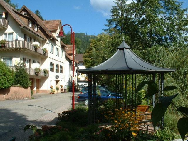 Adieu Alltag: Pension Oesterle Im Schwarzwald Schonmunzach Εξωτερικό φωτογραφία